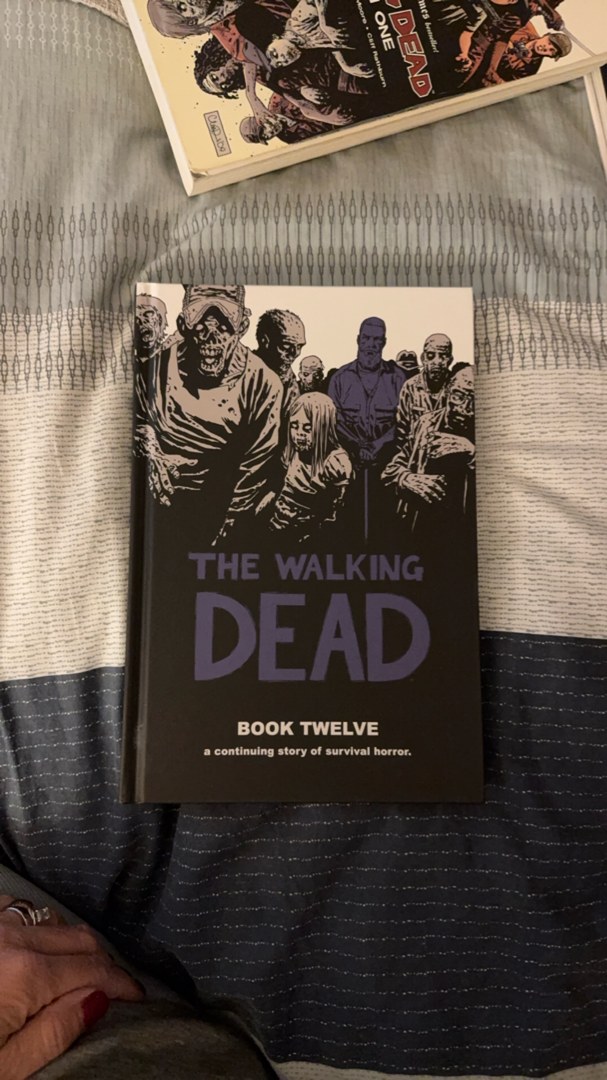 The Walking Dead Book 12
