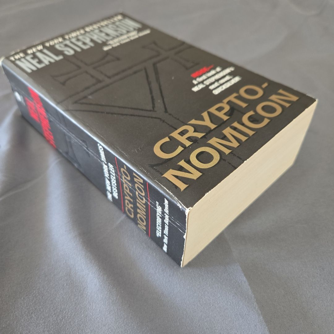 Cryptonomicon by Neal Stephenson, Paperback | Pangobooks