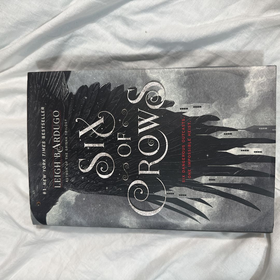 Six of Crows. 1st Edition. OOP. Sprayed Edges