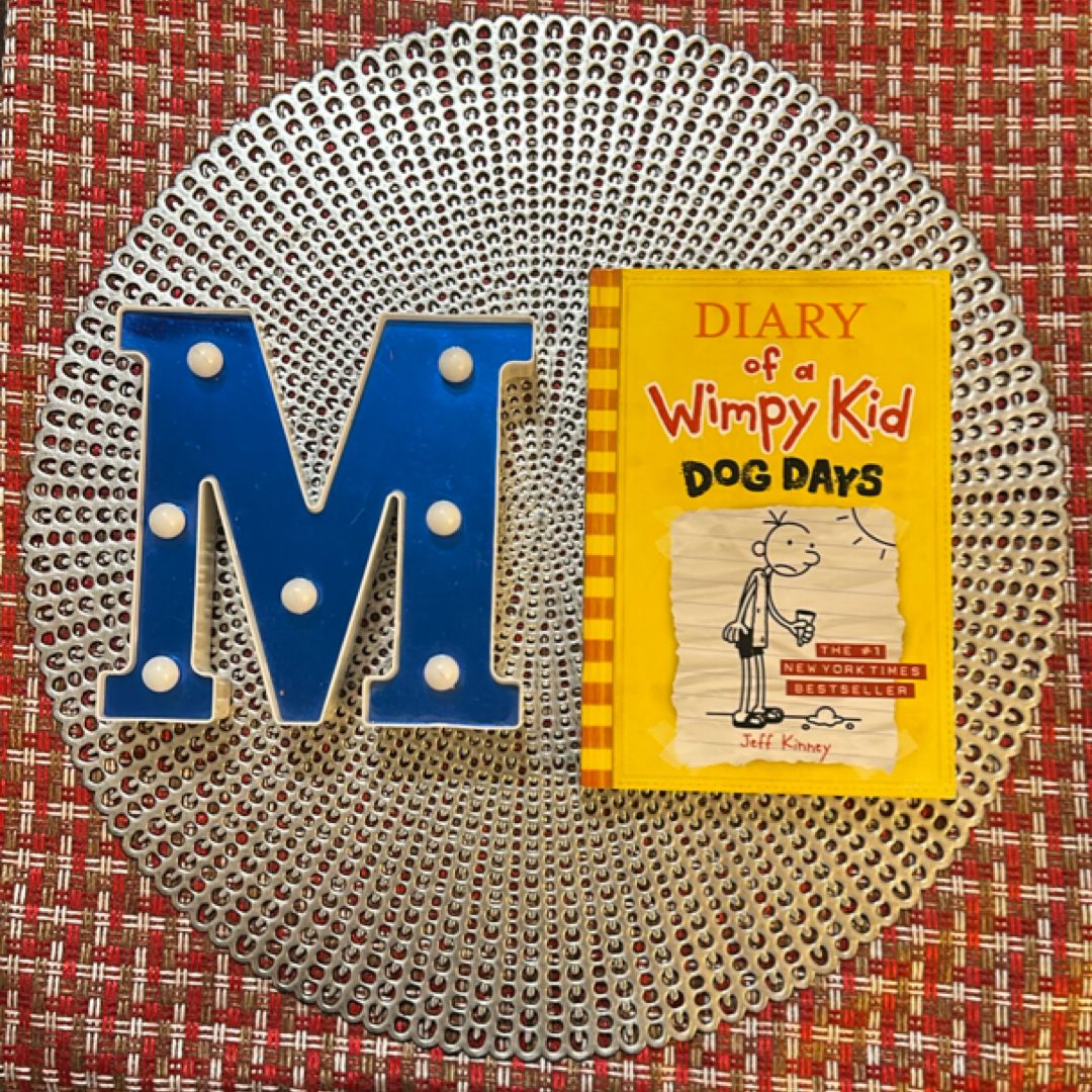 Diary Of A Wimpy Kid 04 Dog Days