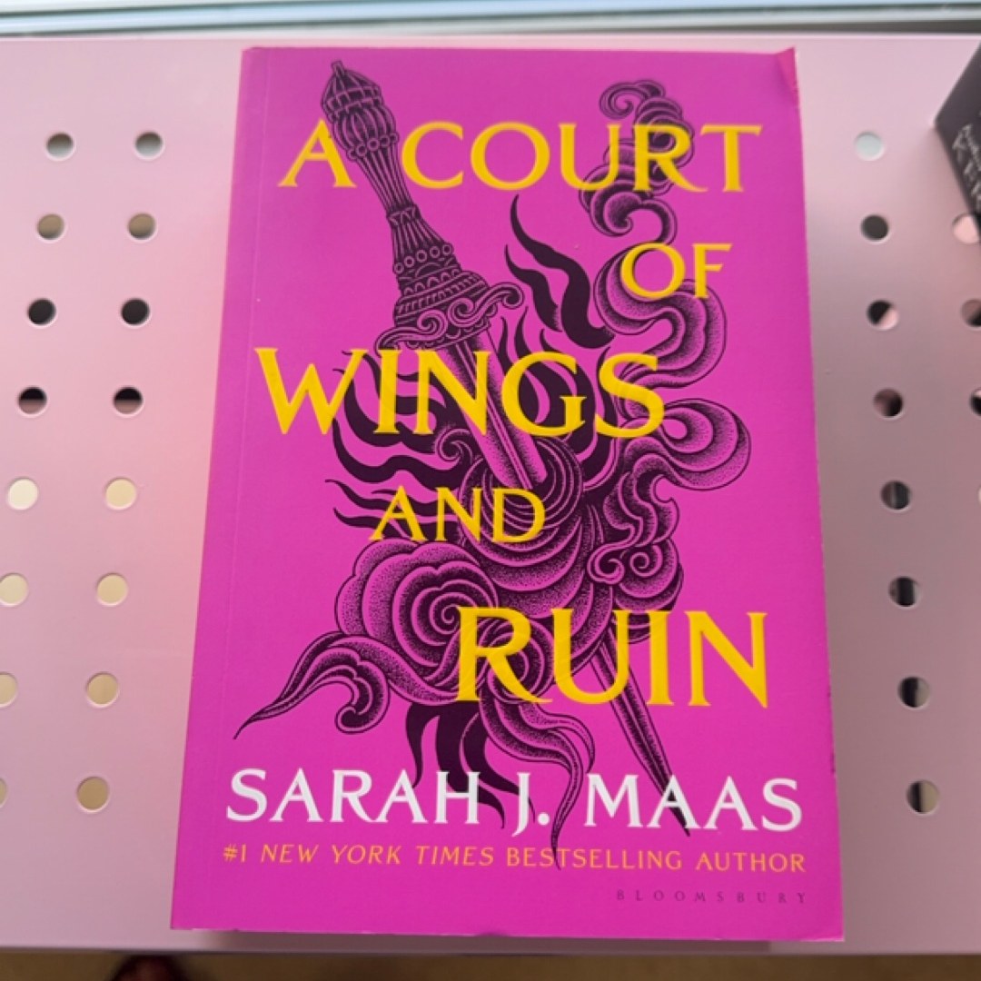 A Court of Wings and Ruin