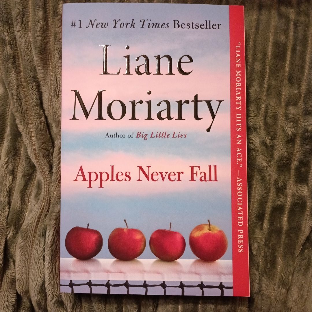 Apples Never Fall