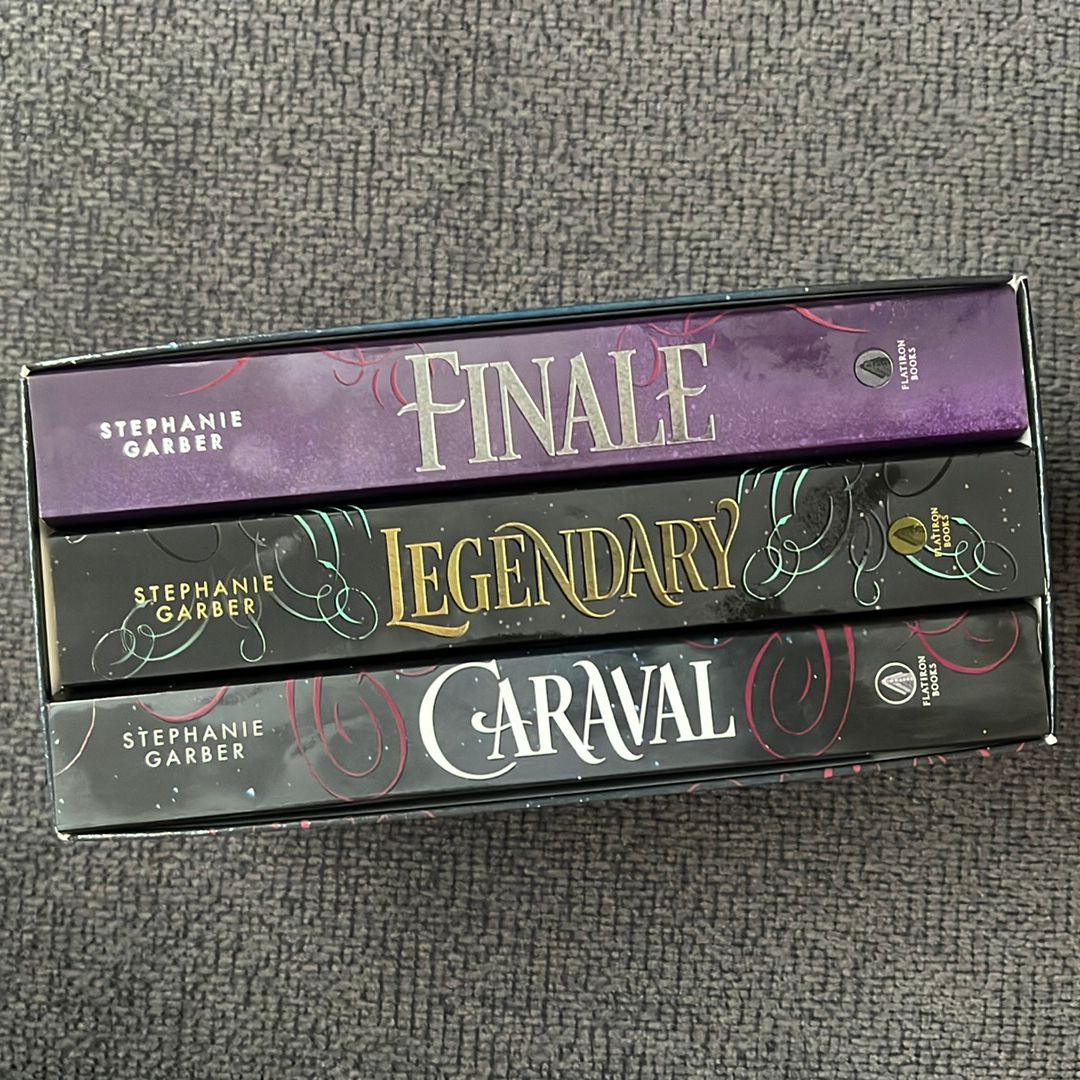 Caraval Paperback Boxed Set