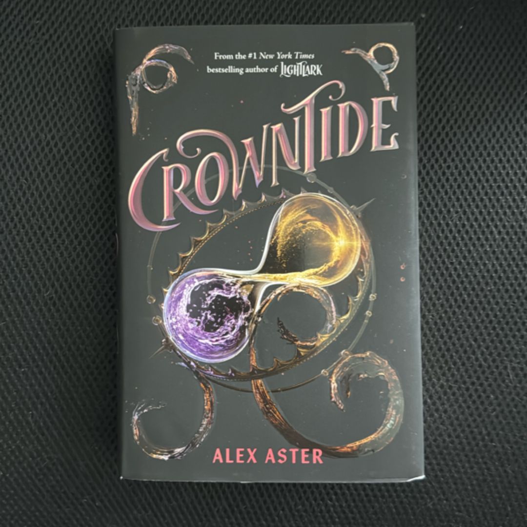 Crowntide (the Lightlark Saga Book 4)