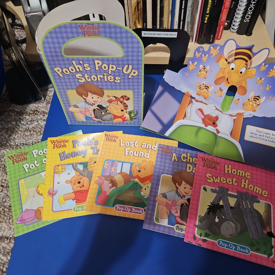 Pooh's Pop-up Stories 2