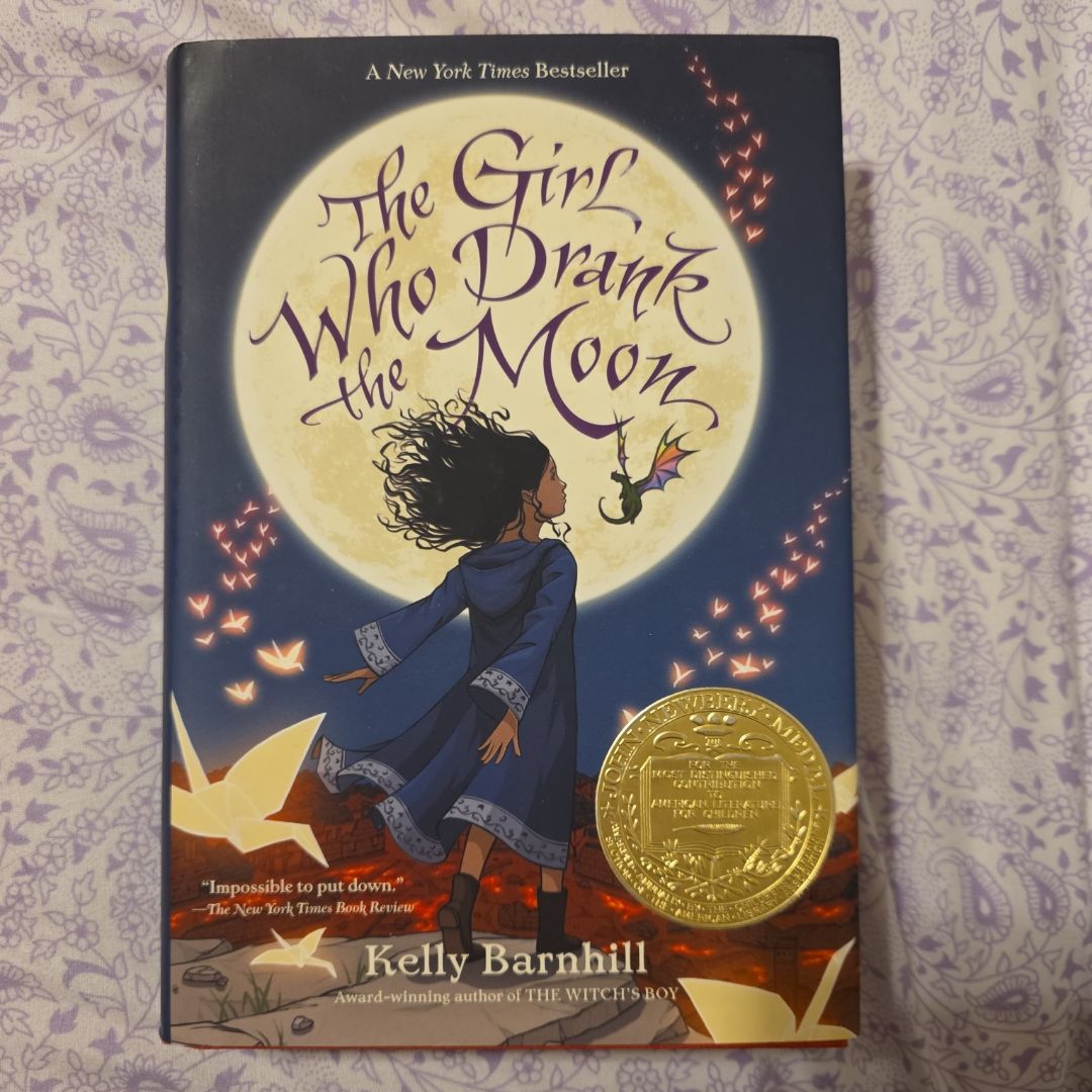 The Girl Who Drank the Moon (Winner of the 2017 Newbery Medal)