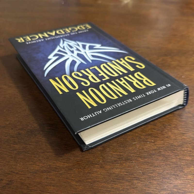 Edgedancer by Brandon Sanderson, Hardcover | Pangobooks