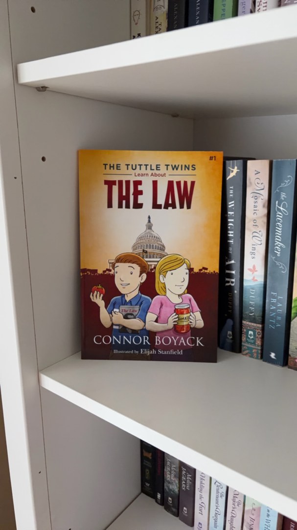 The Tuttle Twins Learn about the Law