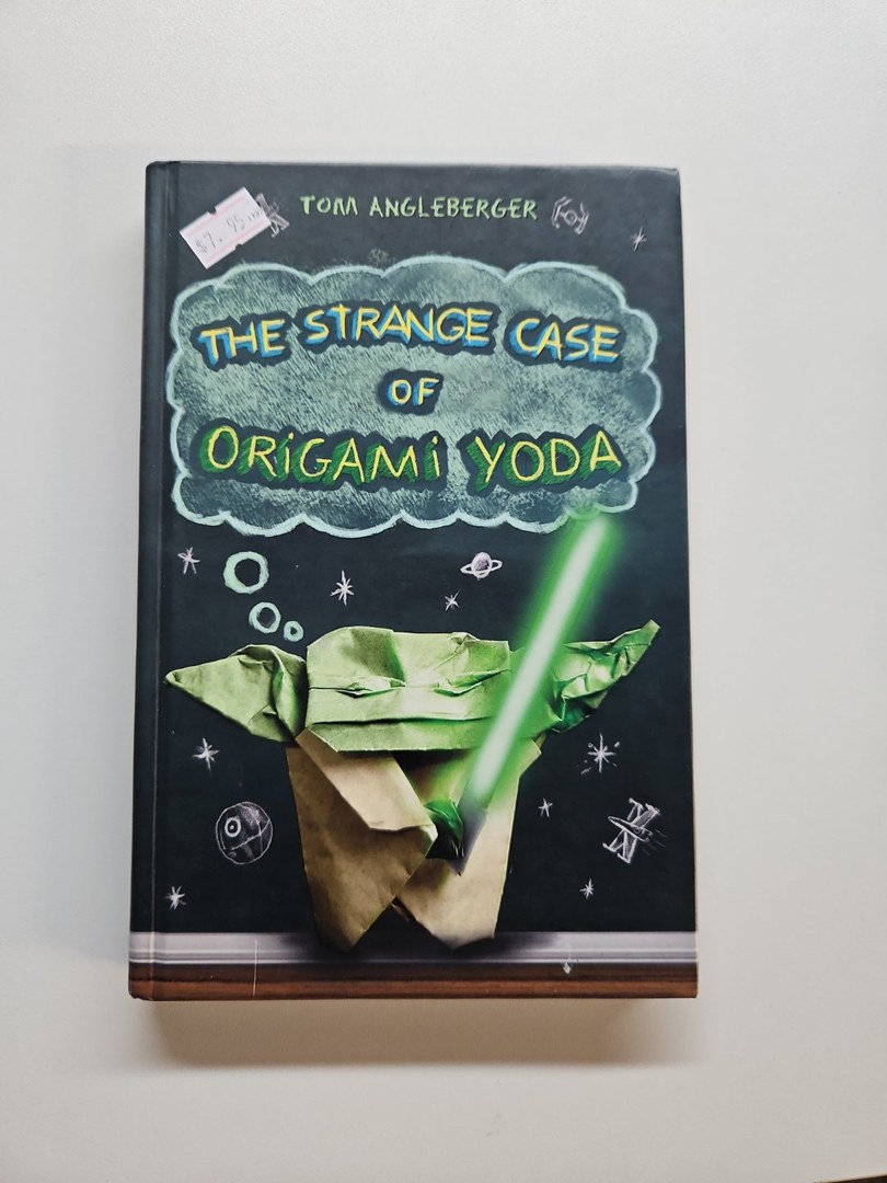 The Strange Case of Origami Yoda (Origami Yoda #1)