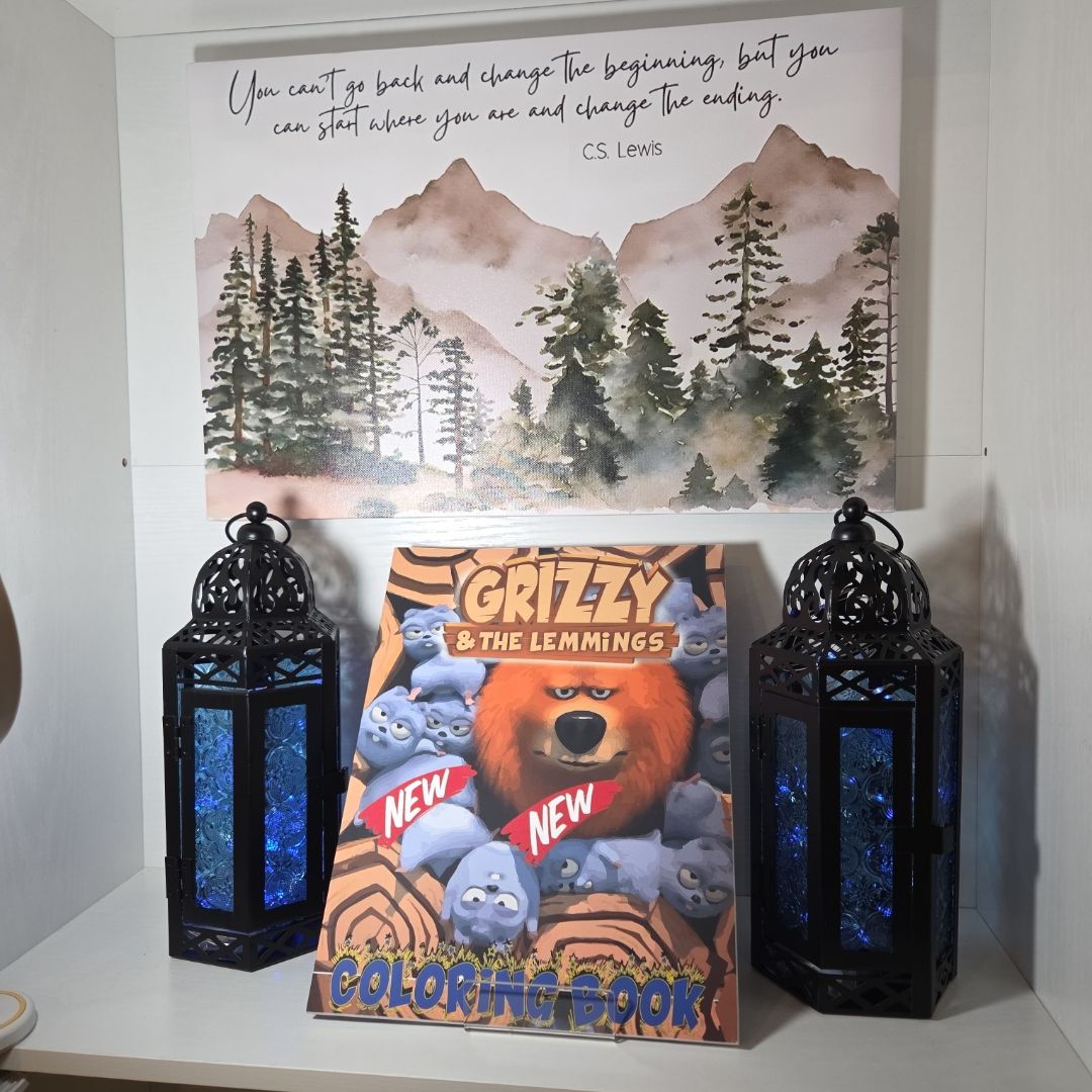 Grizzly and the Lemmings Coloring Book