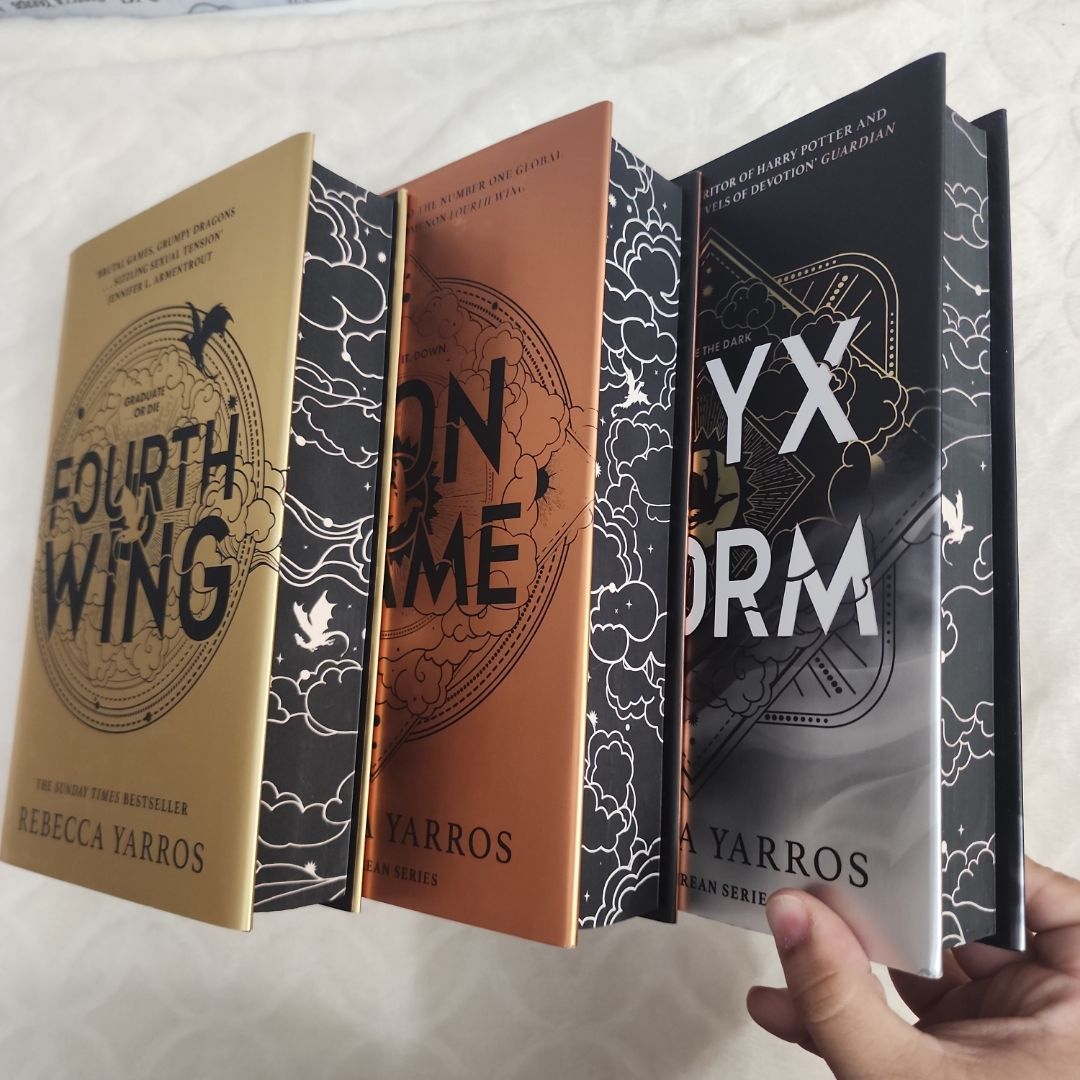 Fourth Wing, Iron Flame, Onyx Storm (Waterstones)