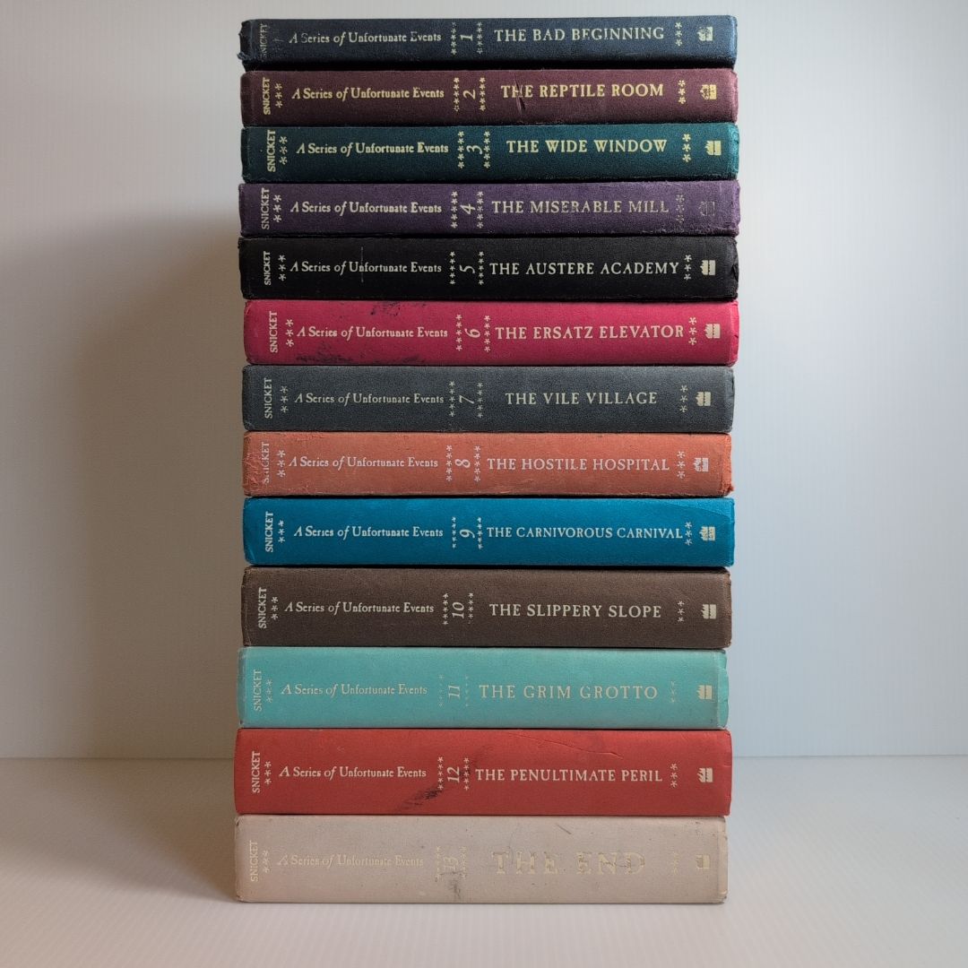 A Series of Unfortunate Events Box: the Complete Wreck (Books 1-13)