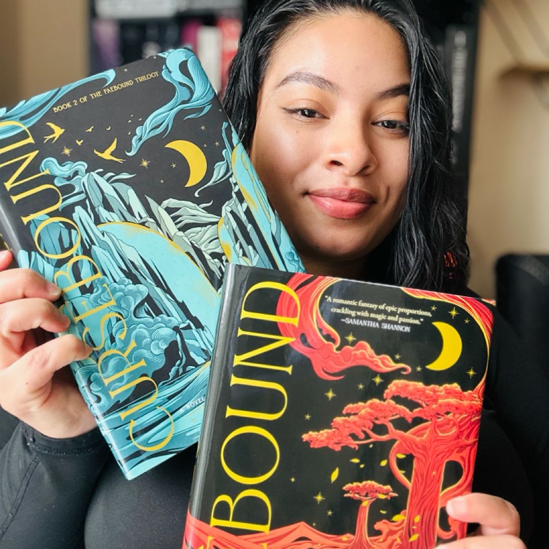 Sarita’s Bookshelf