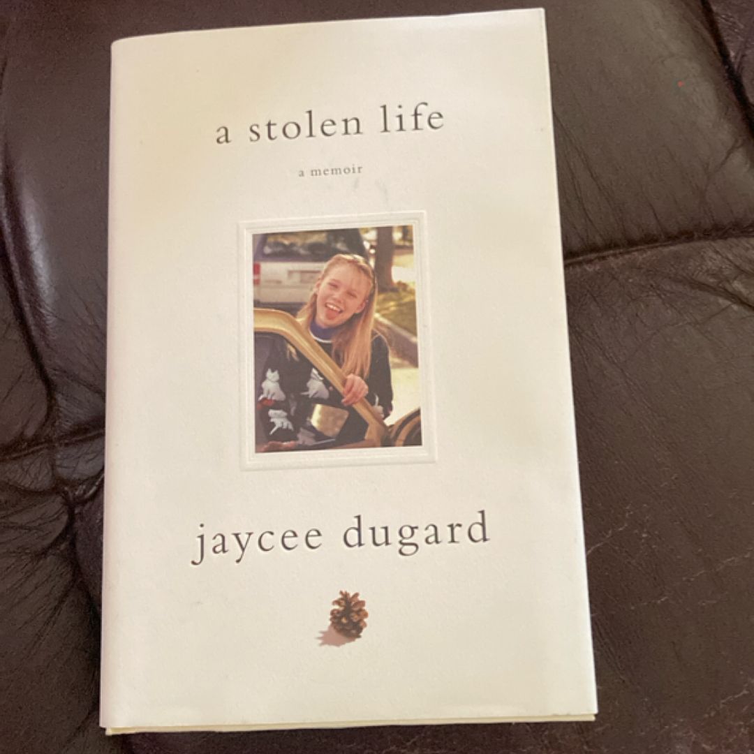 A Stolen Life by Jaycee Dugard, Paperback | Pangobooks