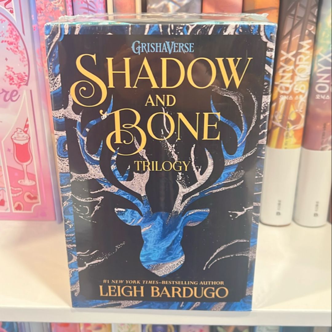 The Shadow and Bone Trilogy Boxed Set