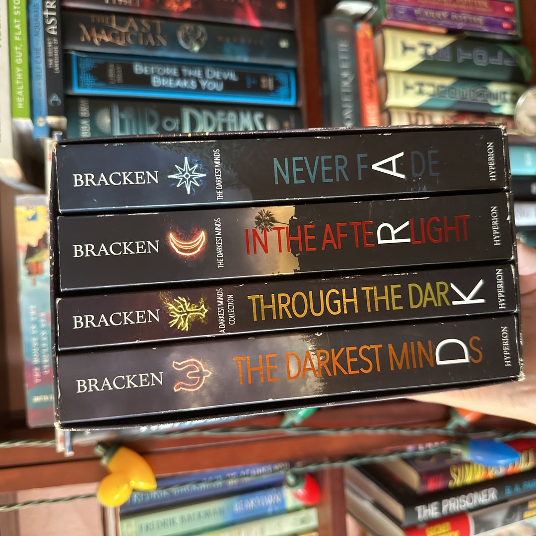 The Darkest Minds Series Boxed Set [4-Book Paperback Boxed Set] (the Darkest Minds)