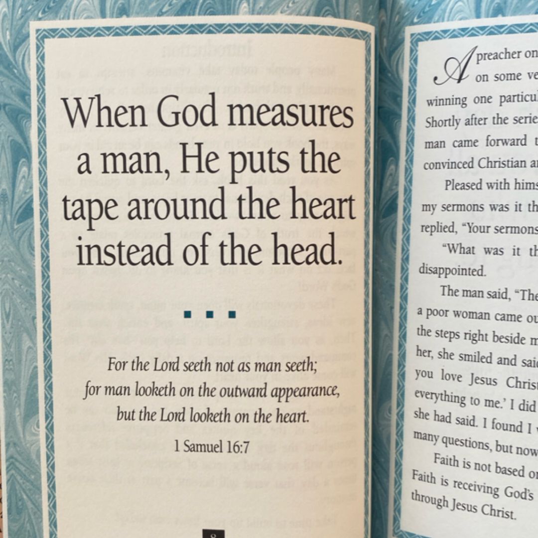 God's Little Devotional Book for Men