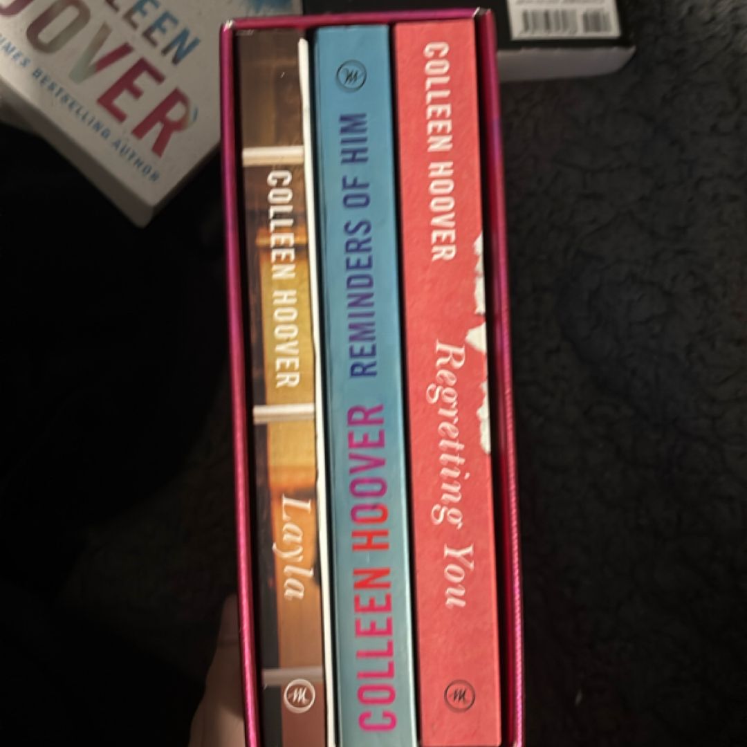 Colleen Hoover 3-Book Boxed Set: Reminders of Him, Layla, Regretting You