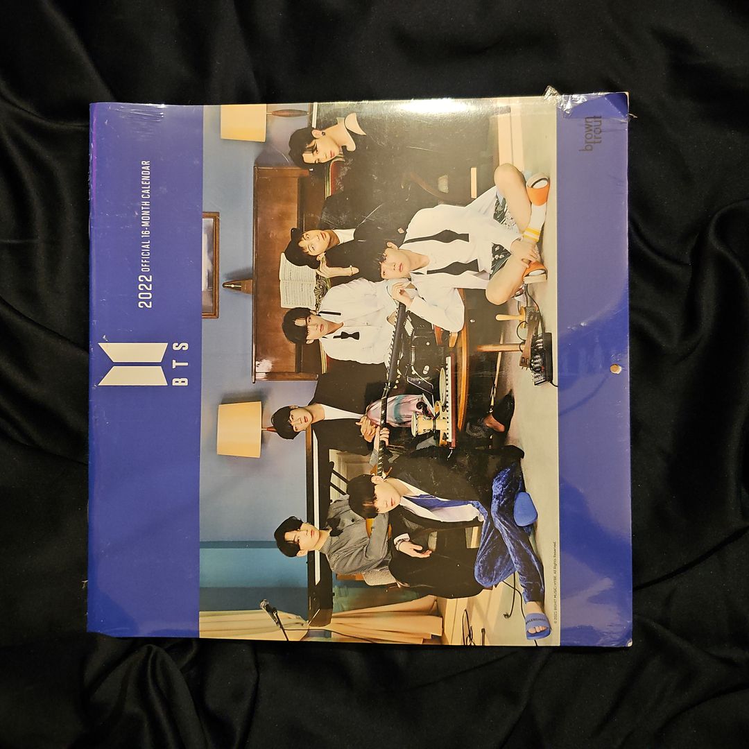 2022 BTS Official 16-Month Calendar