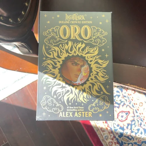 Grim and Oro: Dueling Crowns Edition (a Lightlark Saga Deluxe Companion Book)