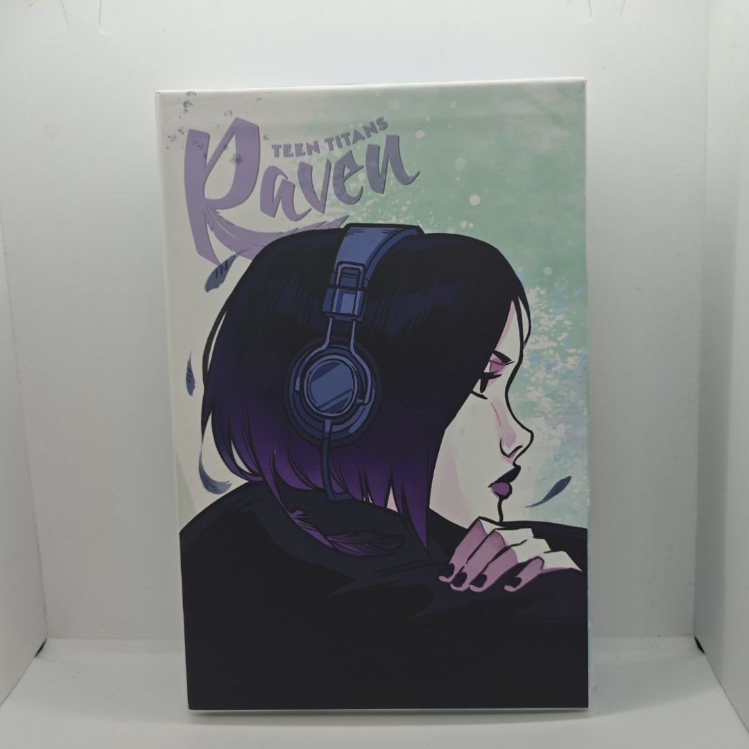 Teen Titans: Raven and Beast Boy HC Box Set