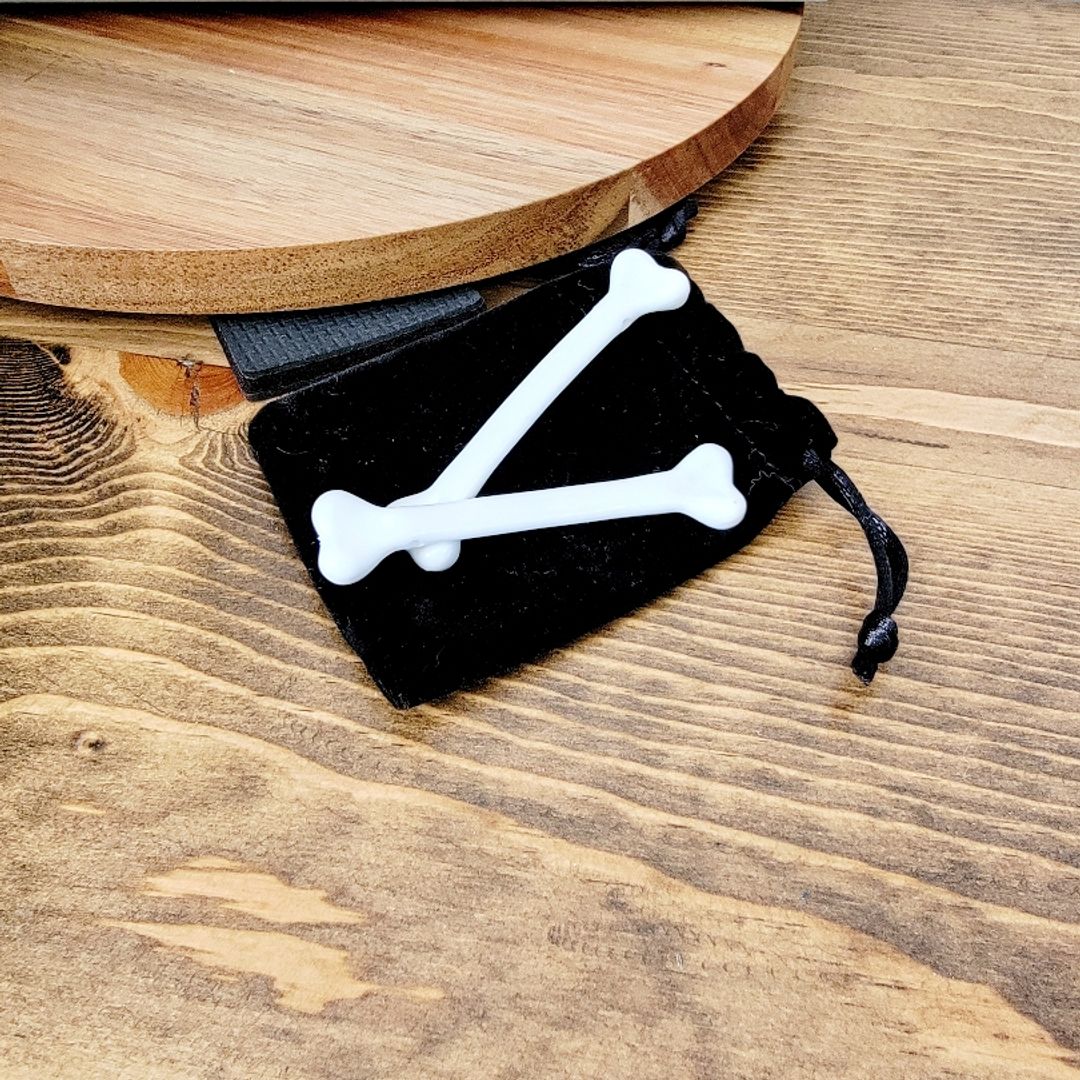 Throwing Bones from The Coven Preorder Box