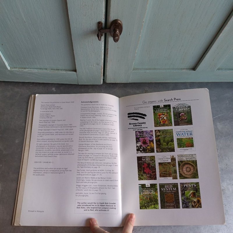 Garden Organic Guide to Compost by P. Pears