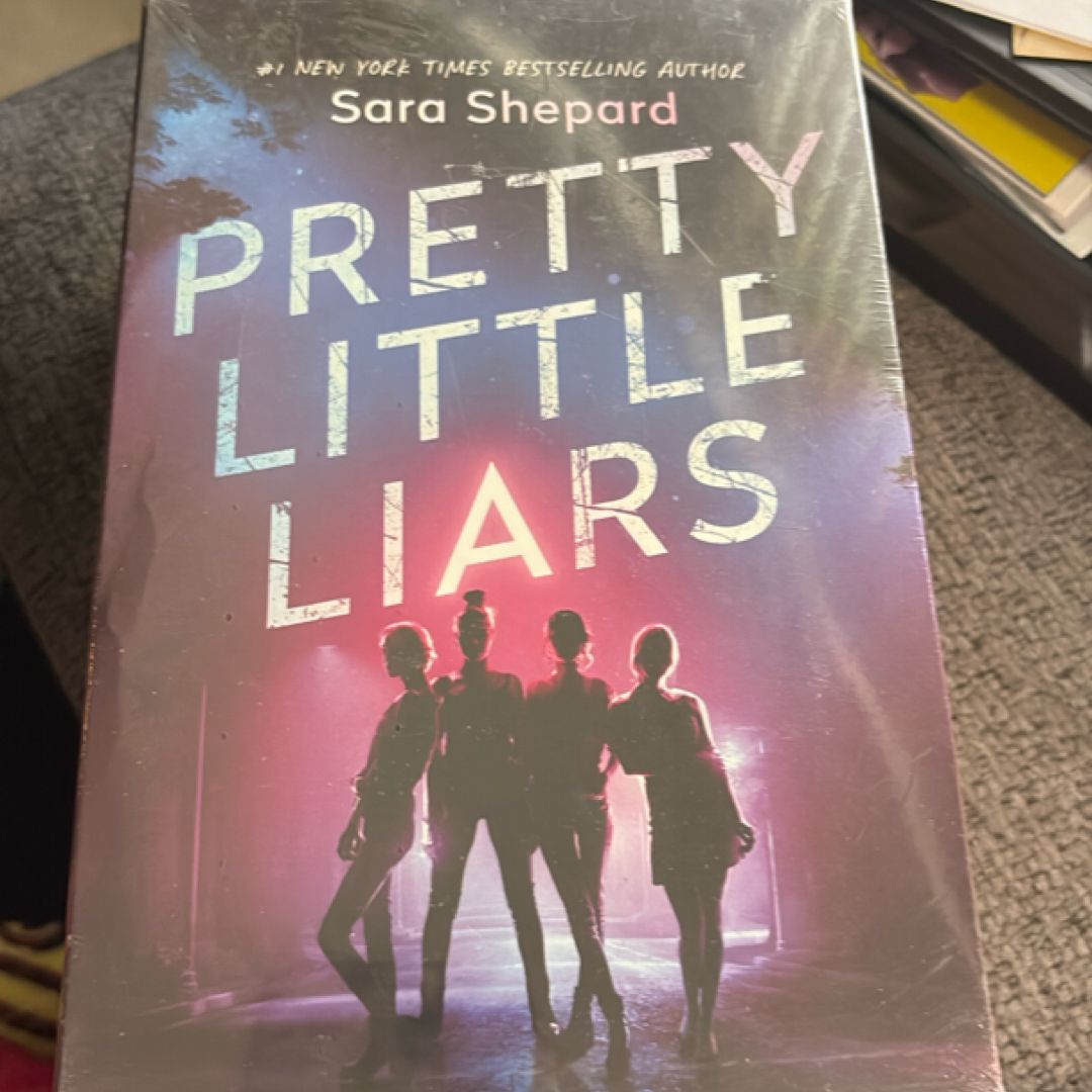 Pretty Little Liars 4-Book Paperback Box Set