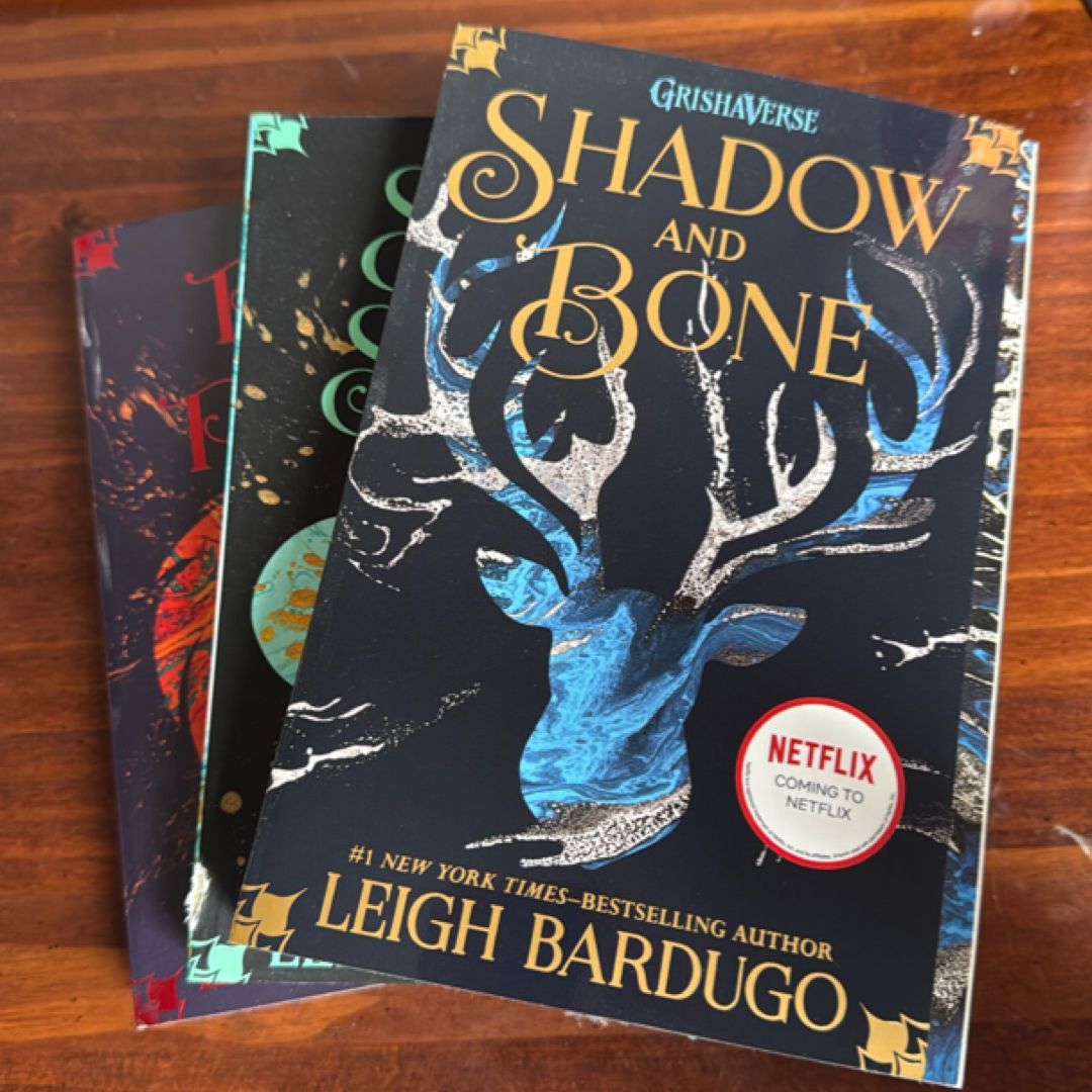 The Shadow and Bone Trilogy Boxed Set