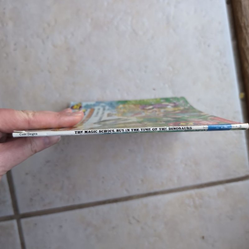 The Magic School Bus in the Time of the Dinosaurs