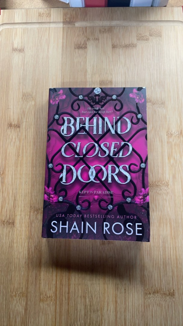Behind Closed Doors: Deluxe Limited Edition
