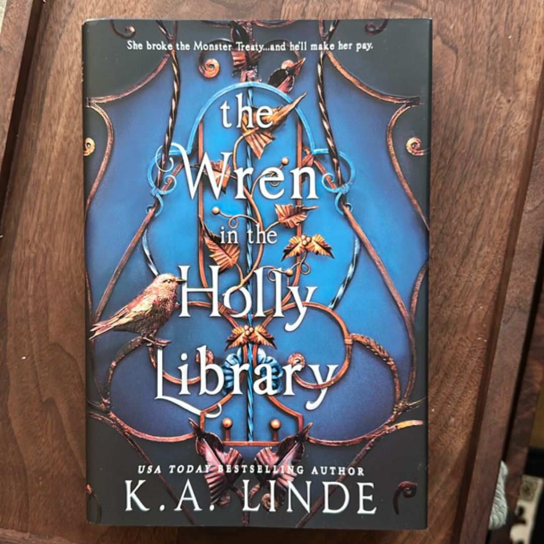 The Wren in the Holly Library (Deluxe Limited Edition)