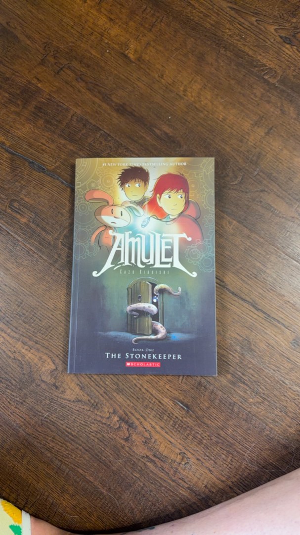 Amulet The Stonekeeper