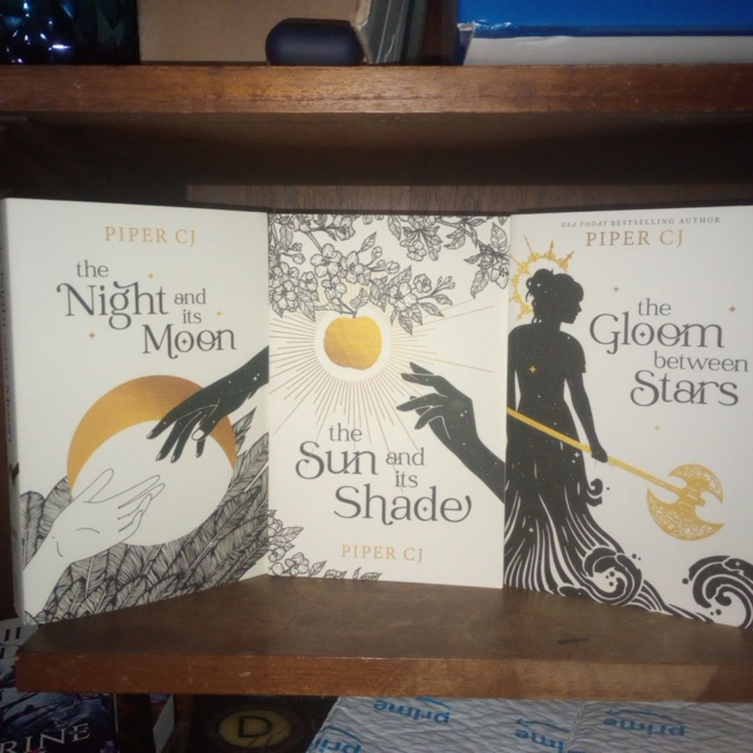 The Night and Its Moon book series ( 1 - 3 )