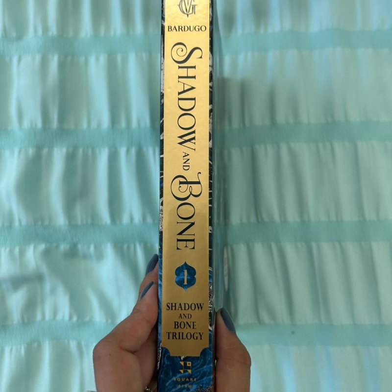 The Shadow and Bone Trilogy Boxed Set by Leigh Bardugo, Paperback ...