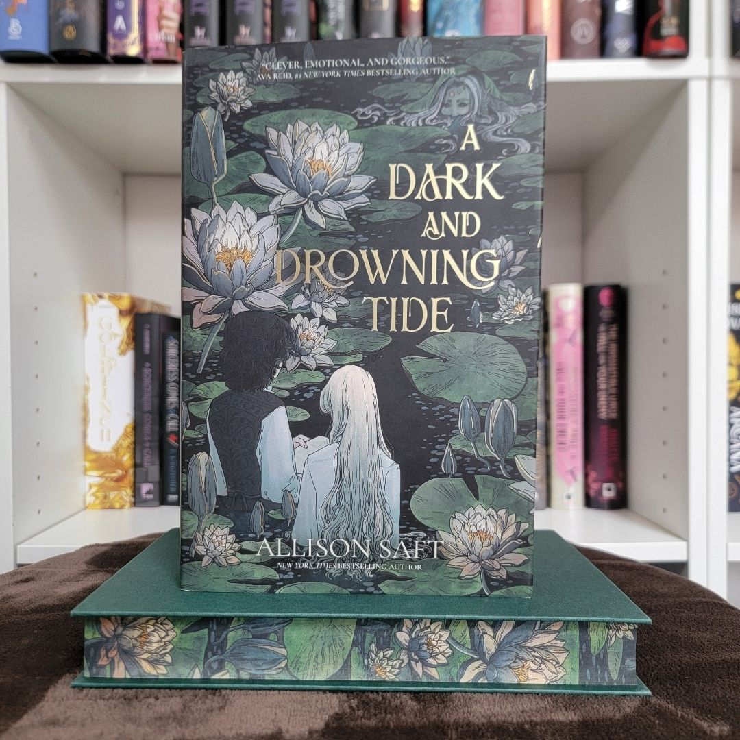 A Dark And Drowning Tide (waterstones Exclusive Edition)