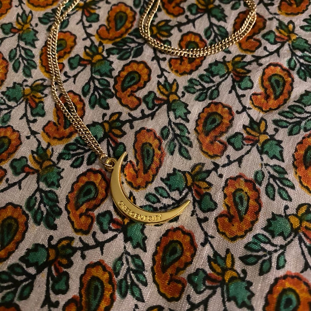 Crescent City Necklace Fairyloot