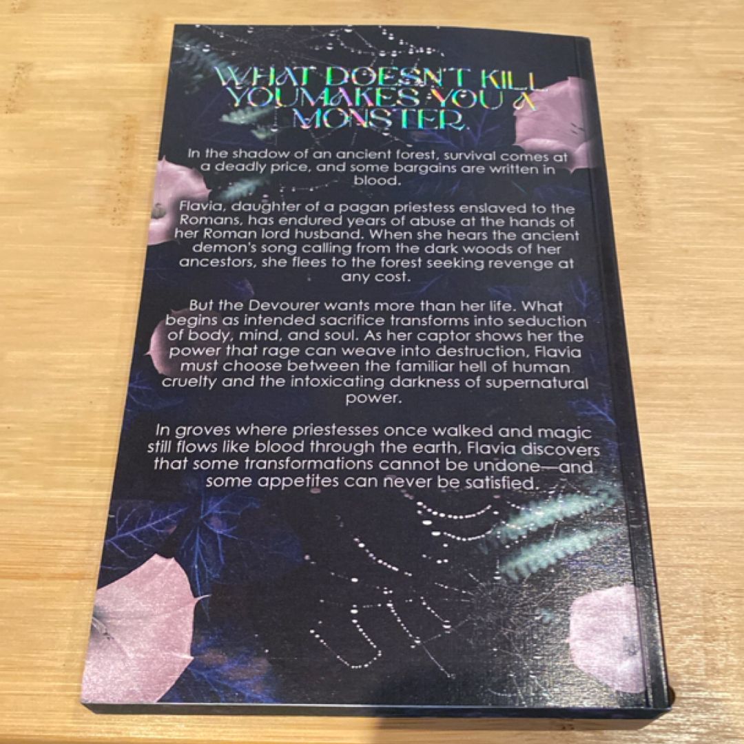 Devoured (Deluxe Edition)(Signed + Art Cards) | PangoBooks