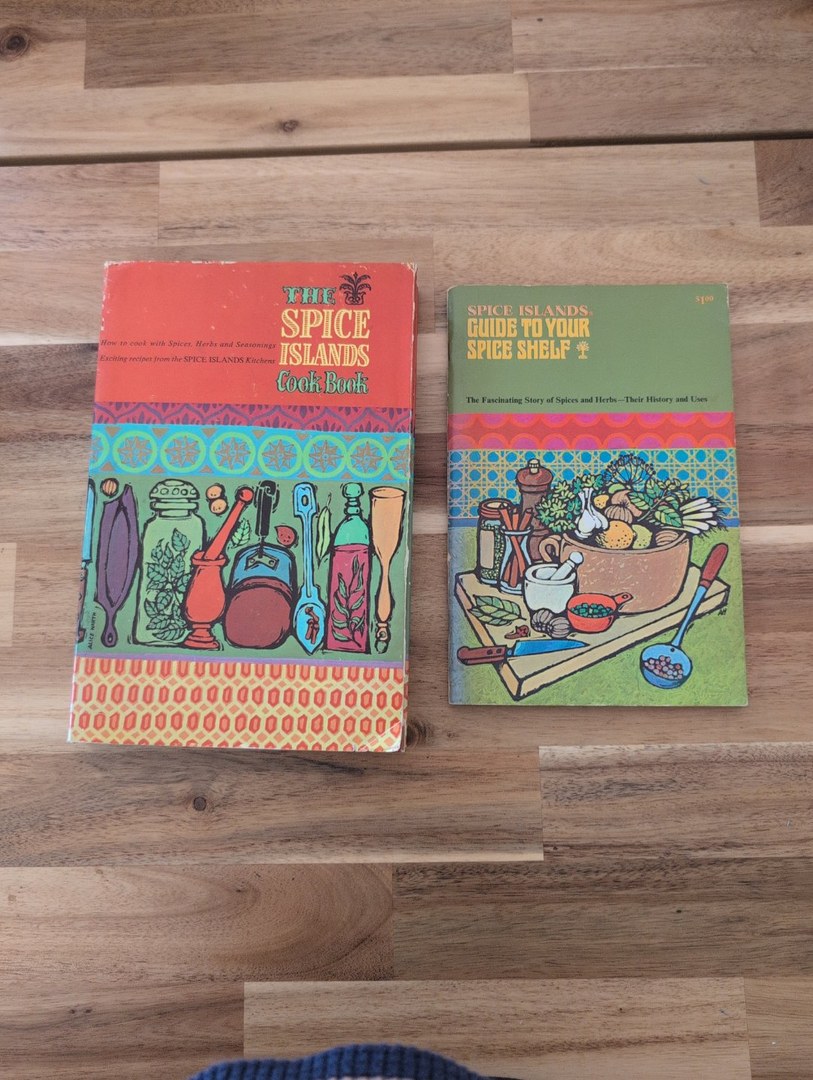 Lot of 2: The Spice Islands Cookbook & Guide to Your Spice Shelf