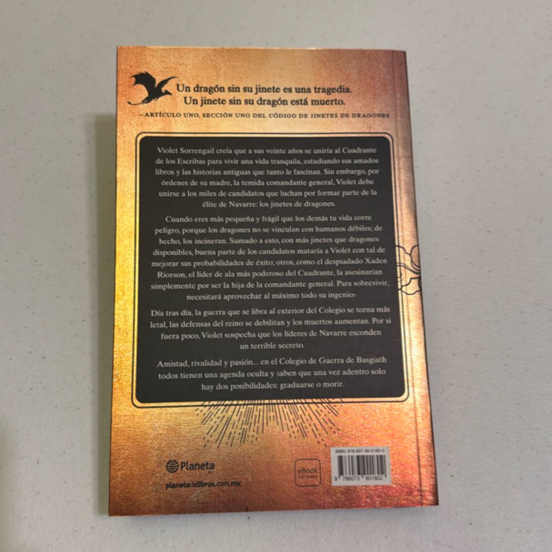 Alas de Sangre / Fourth Wing (Spanish Edition) by Rebecca Yarros ...