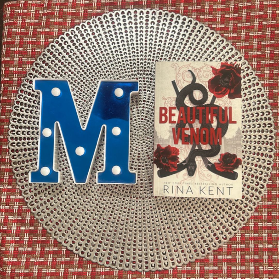 Beautiful Venom (Standard Edition)