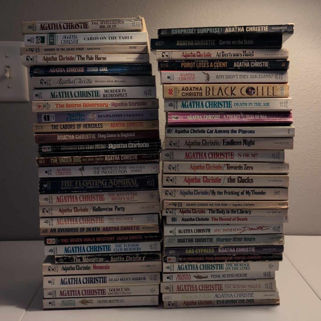 Agatha Christie Bundle (52 Titles)