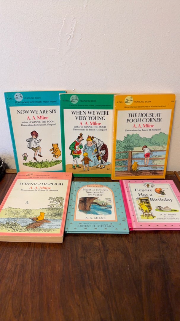 Vintage Winnie-the-Pooh book bundle