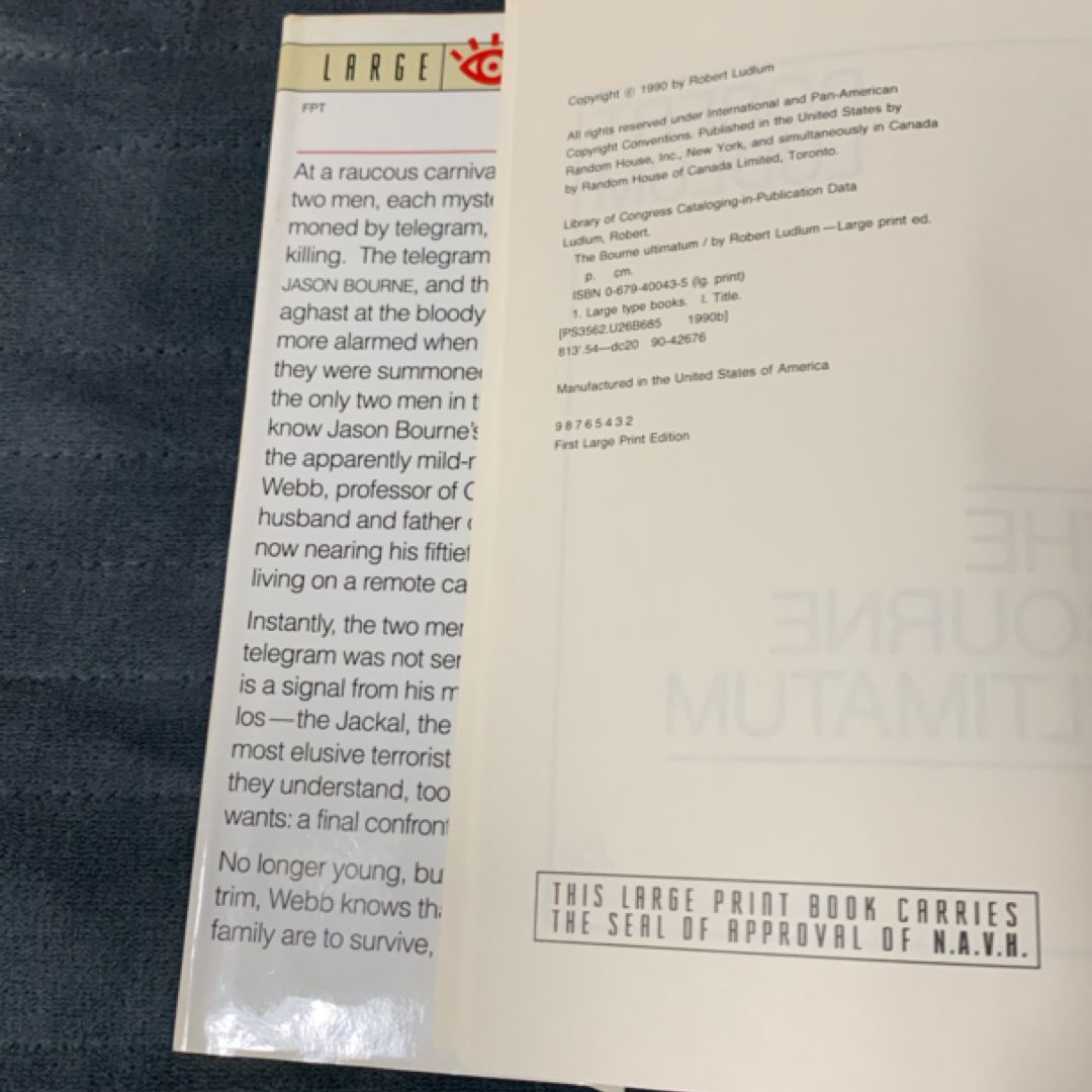 The Bourne Ultimatum (1st Ed., Large Print)