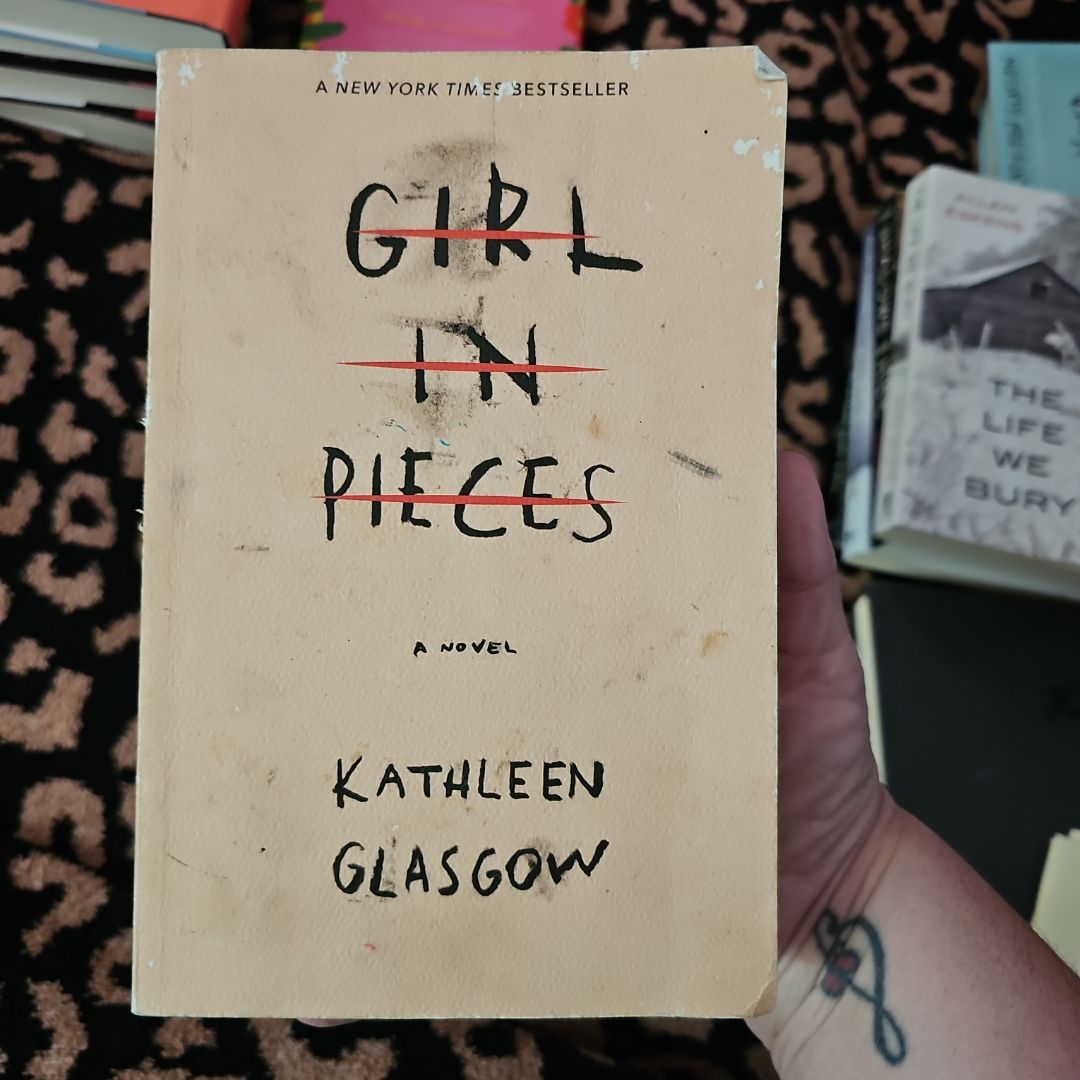 Girl in Pieces