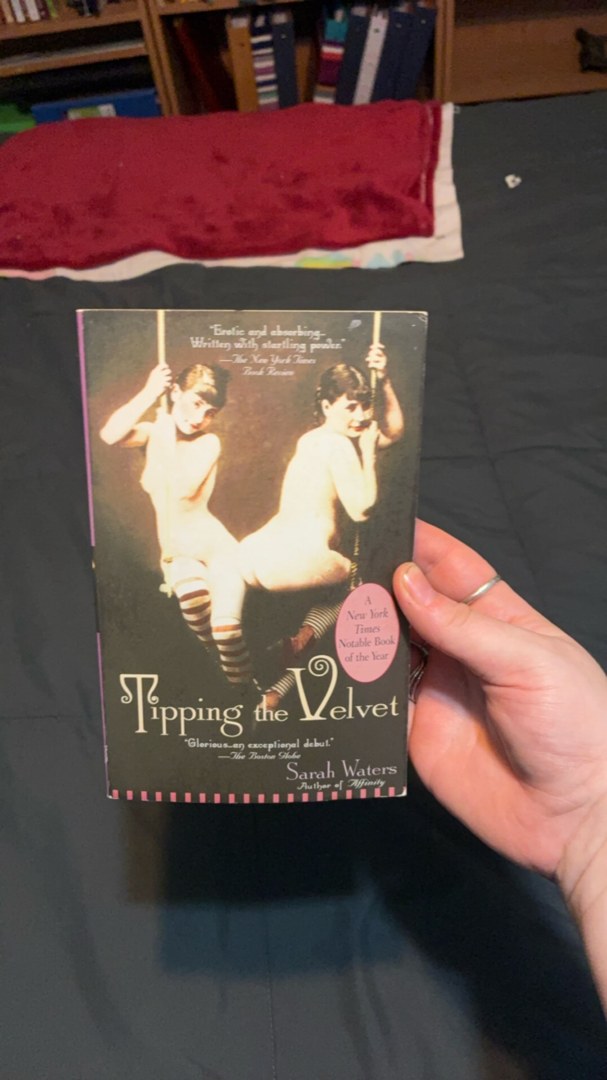 Tipping the Velvet