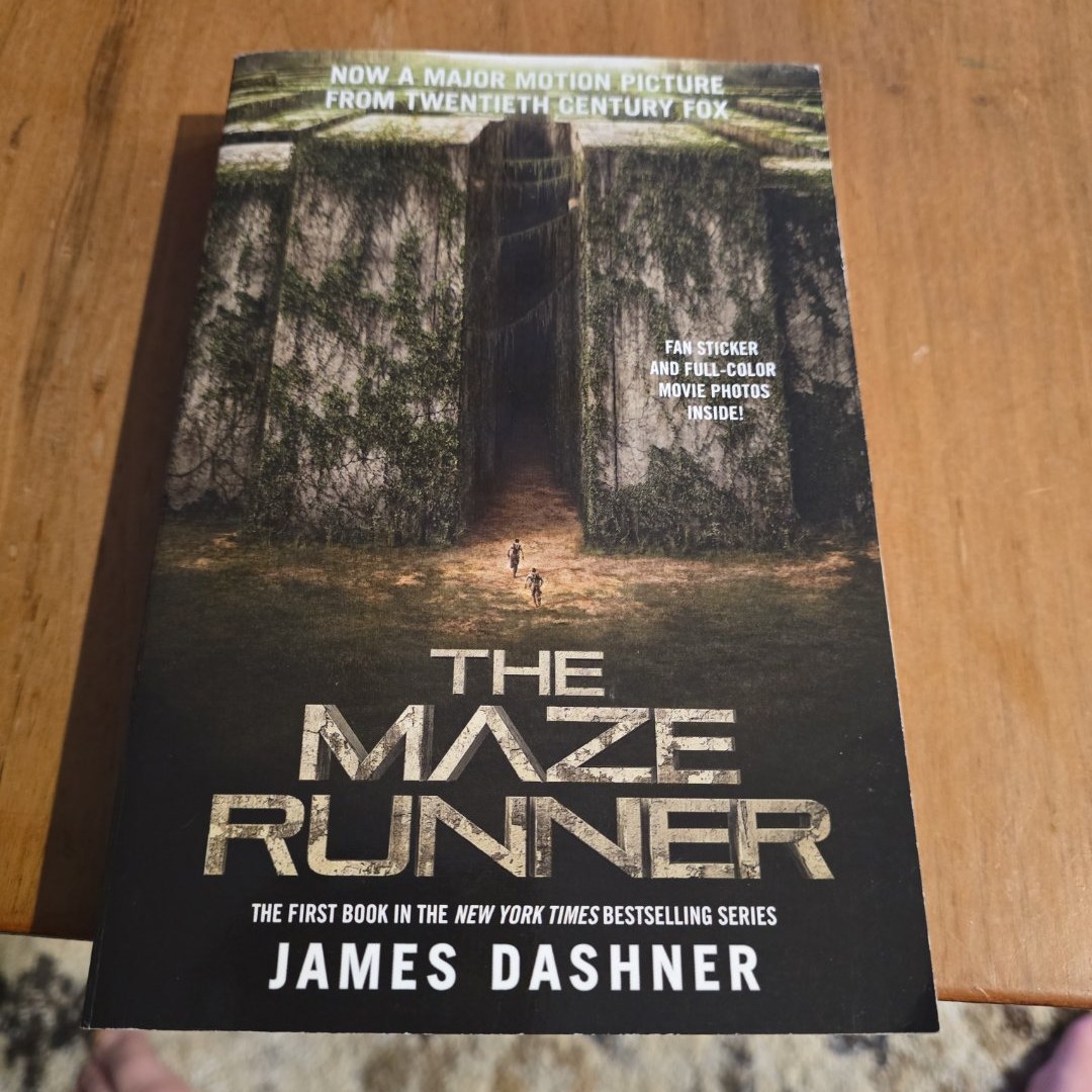 The Maze Runner Movie Tie-In Edition (Maze Runner, Book One)