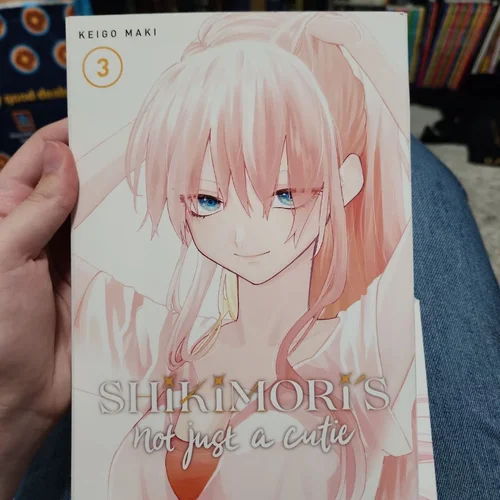 Shikimori's Not Just a Cutie 3