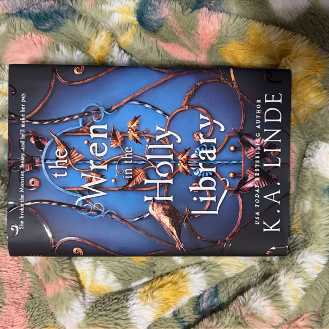 The Wren in the Holly Library (Deluxe Limited Edition)