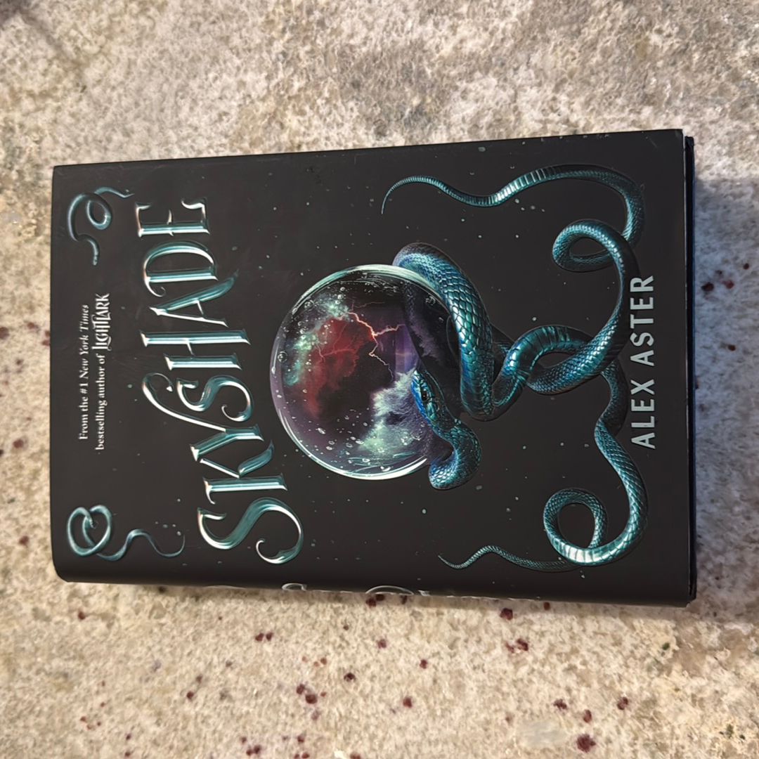 Skyshade (the Lightlark Saga Book 3)